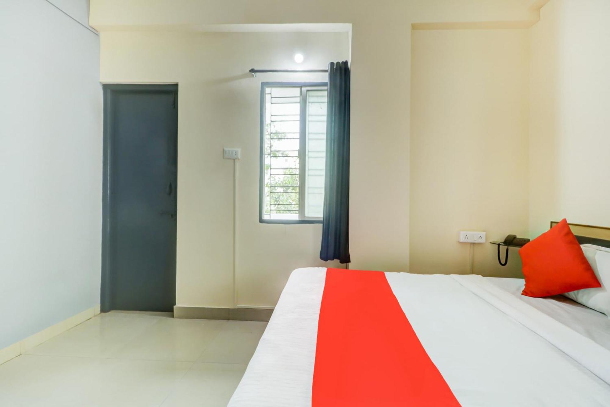 Hotel O The Crown Inn Nagpur Zewnętrze zdjęcie