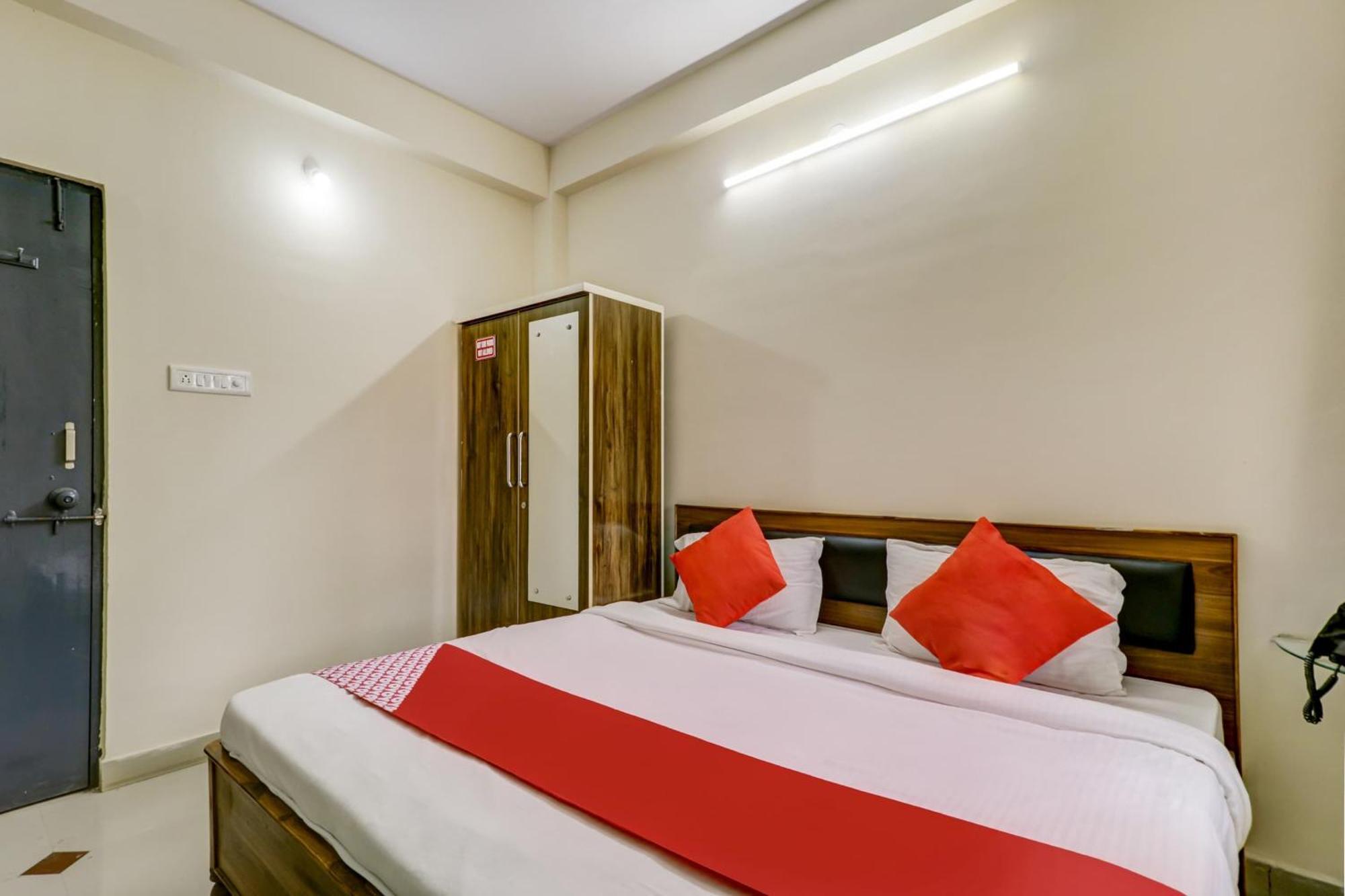 Hotel O The Crown Inn Nagpur Zewnętrze zdjęcie