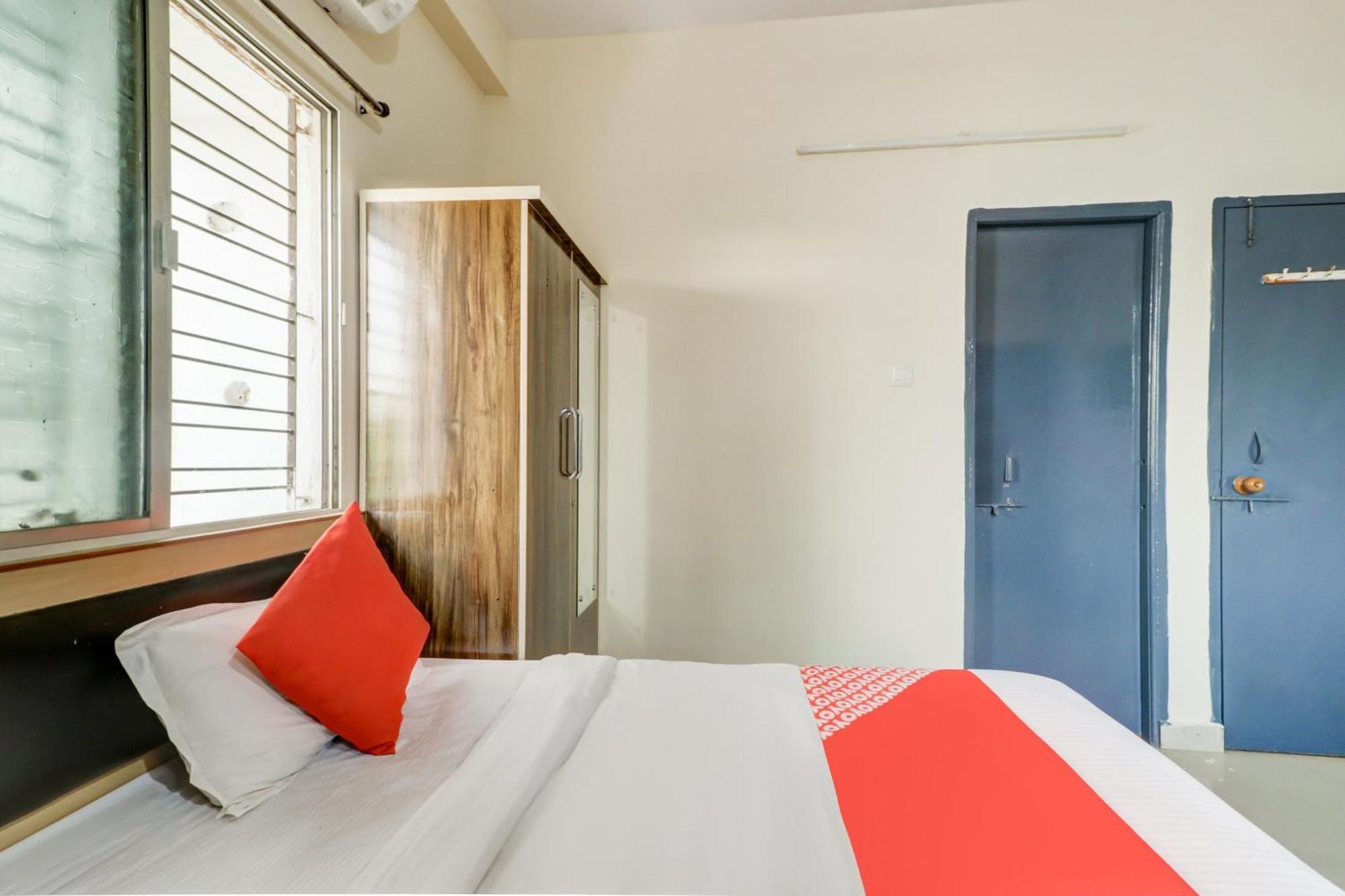Hotel O The Crown Inn Nagpur Zewnętrze zdjęcie